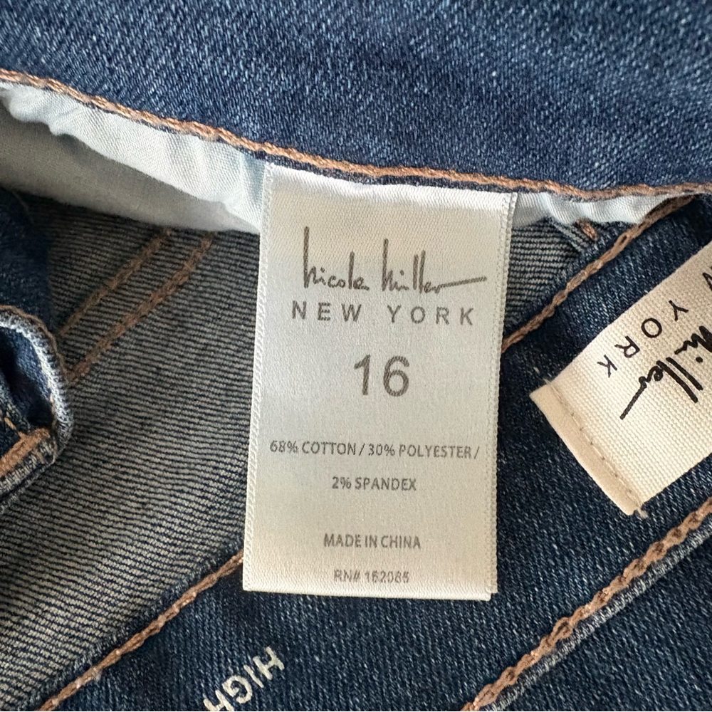 Nicole Miller Dark Blue Distressed Cropped Jeans - Picture 4 of 4